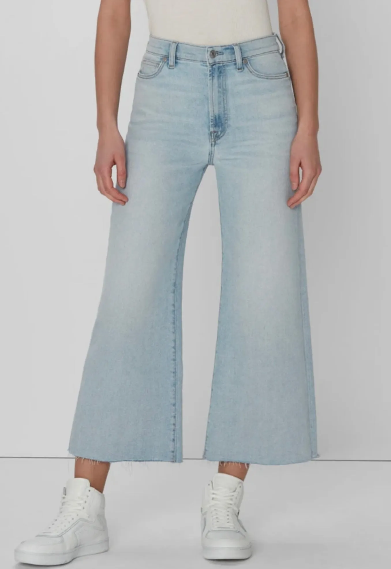 7 For All Mankind ‘Ultra HR Crop Jo/ W Hem’