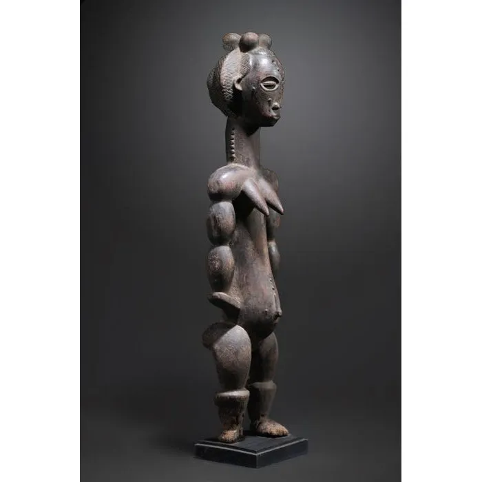 Attie Maternity Rare and Impressive Figure, Cte d'Ivoire