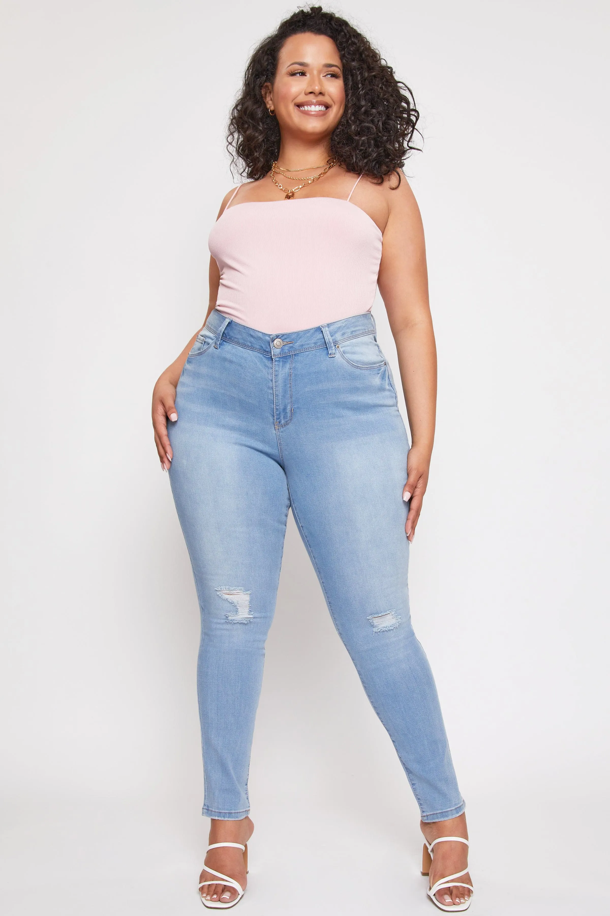 Plus Size Women's Essential  Skinny Jeans