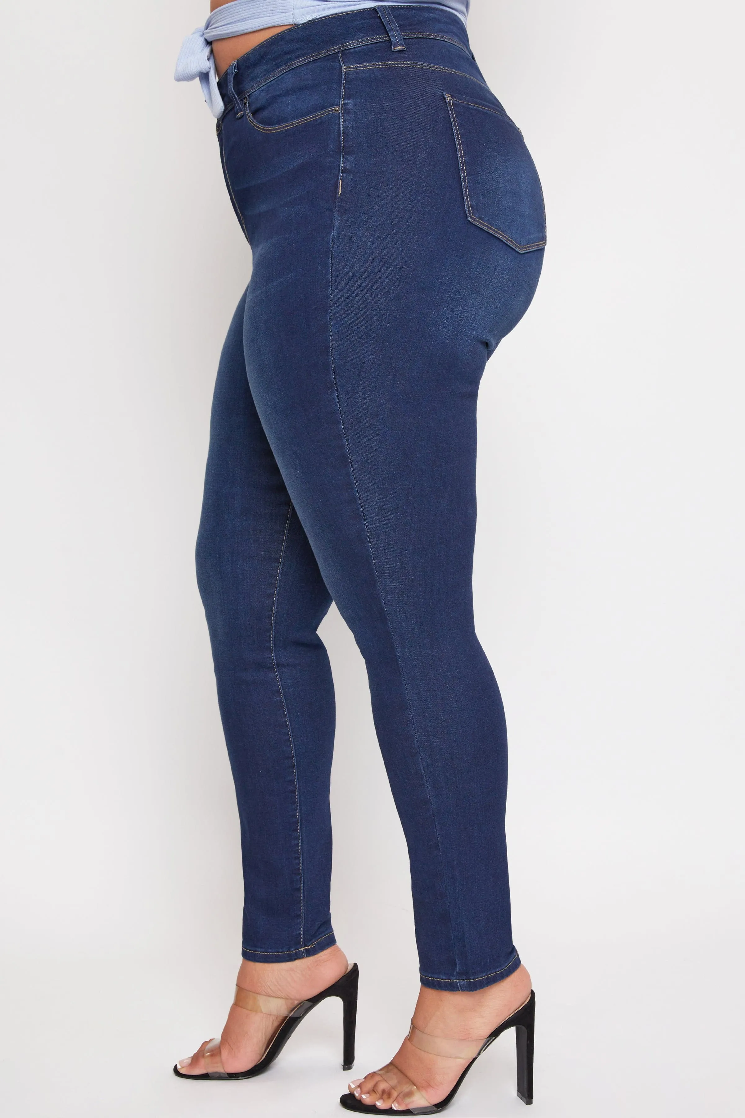 Plus Size Women's Essential  Skinny Jeans