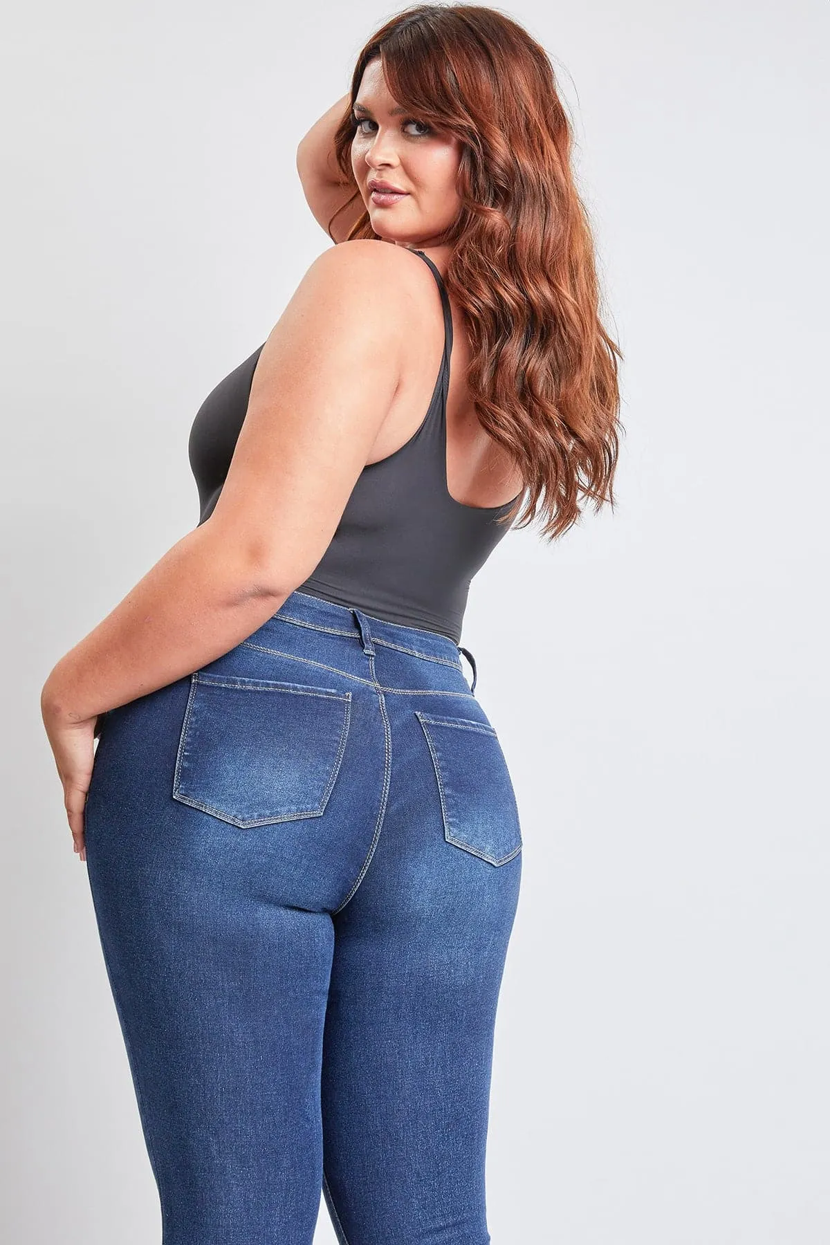 Plus Size Women's Essential  Skinny Jeans